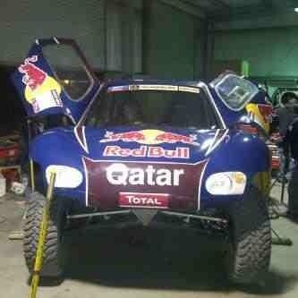 UNIEK: De buggy van Nasser Al-Attiyah en Carlos Sainz voor Dakar 2013 + FOTO